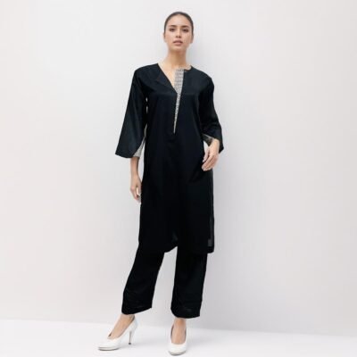 Sanaa Straight Cut Kurti